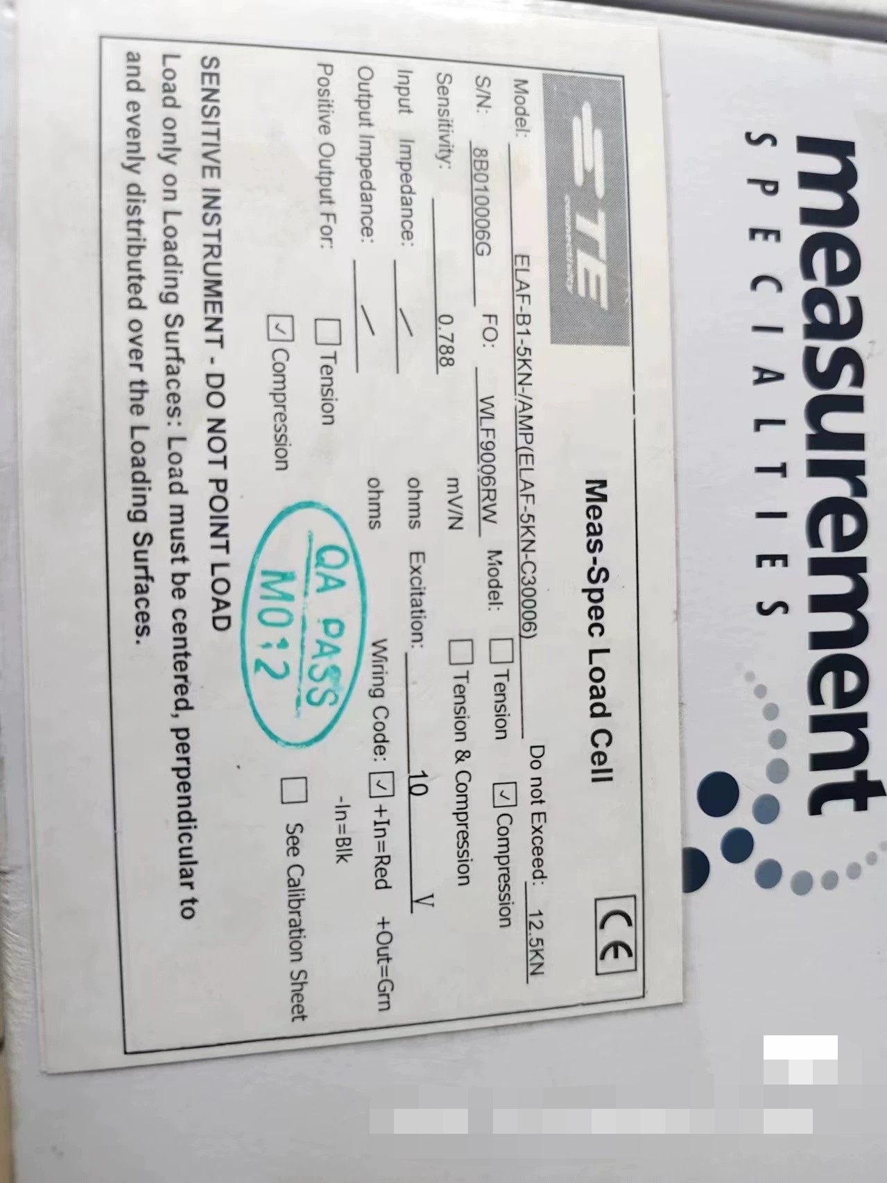 全新两个带包装盒Measurement specialtie