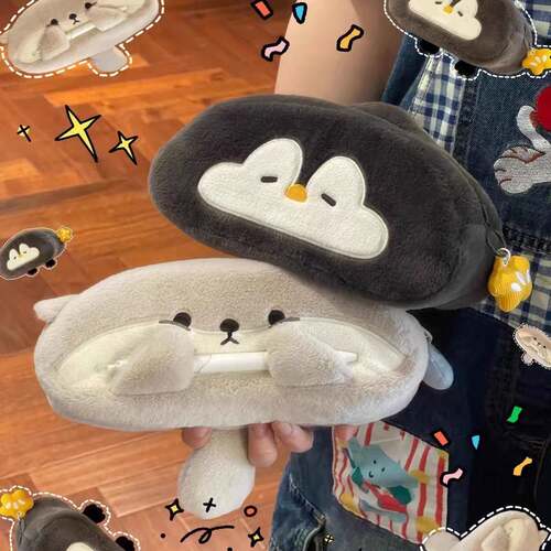 女学生文具盒收纳袋小水企鹅毛绒