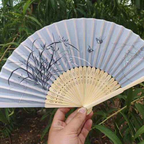扇子折扇折扇中国舞蹈折叠竹雕