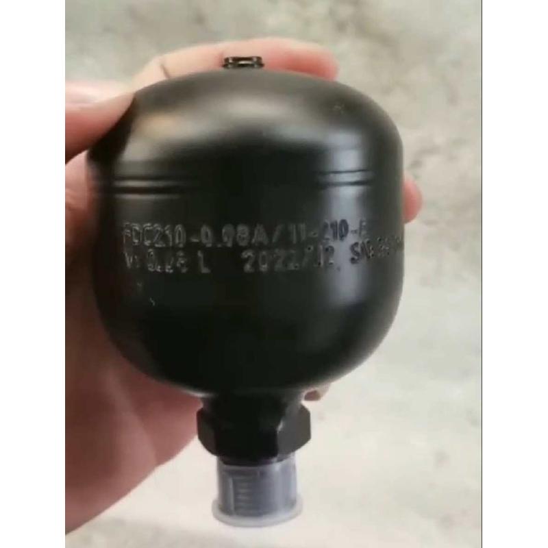 迈凯伦12C MP4 650S 720S减震器 蓄压球 液压壶 蓄压器 油壶