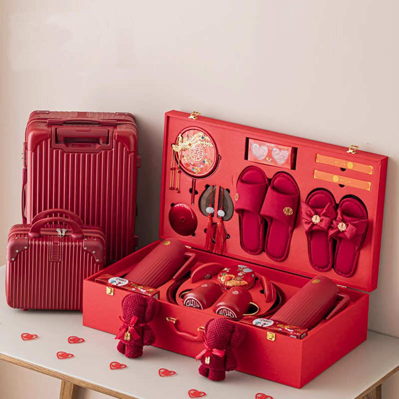 订婚用品陪嫁物品女方全套高档结婚大全聚宝喜盆娘家备婚嫁妆套装