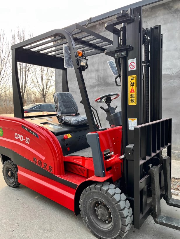 4月23日菏泽全新3吨锂电池电动叉车带专用钢龙门架（含上牌手续）网络拍卖公告