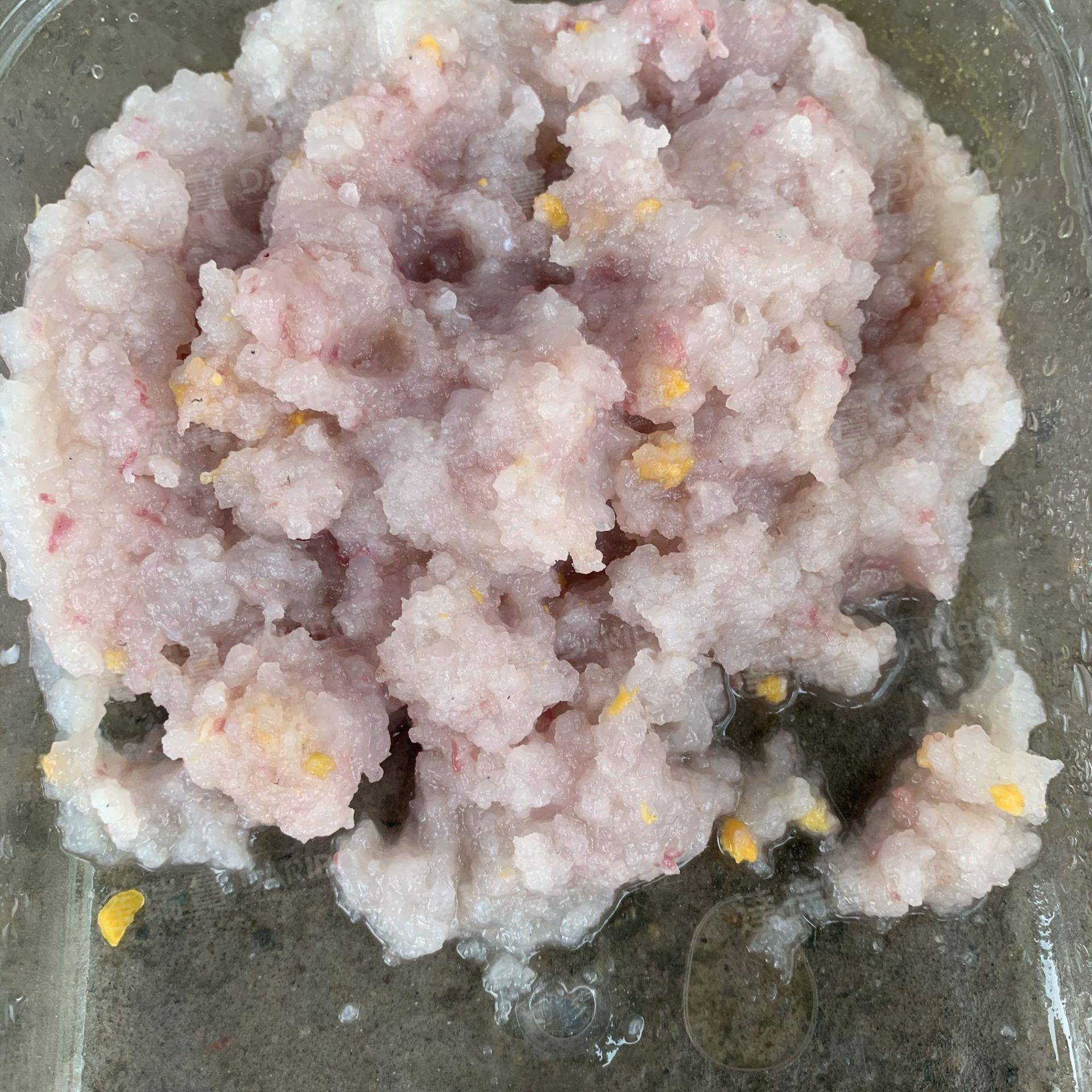 W生鲜去鱼骨鱼肉采肉机 挤压式鱼肉采肉机鱼丸虾滑采鱼糜机器厂家