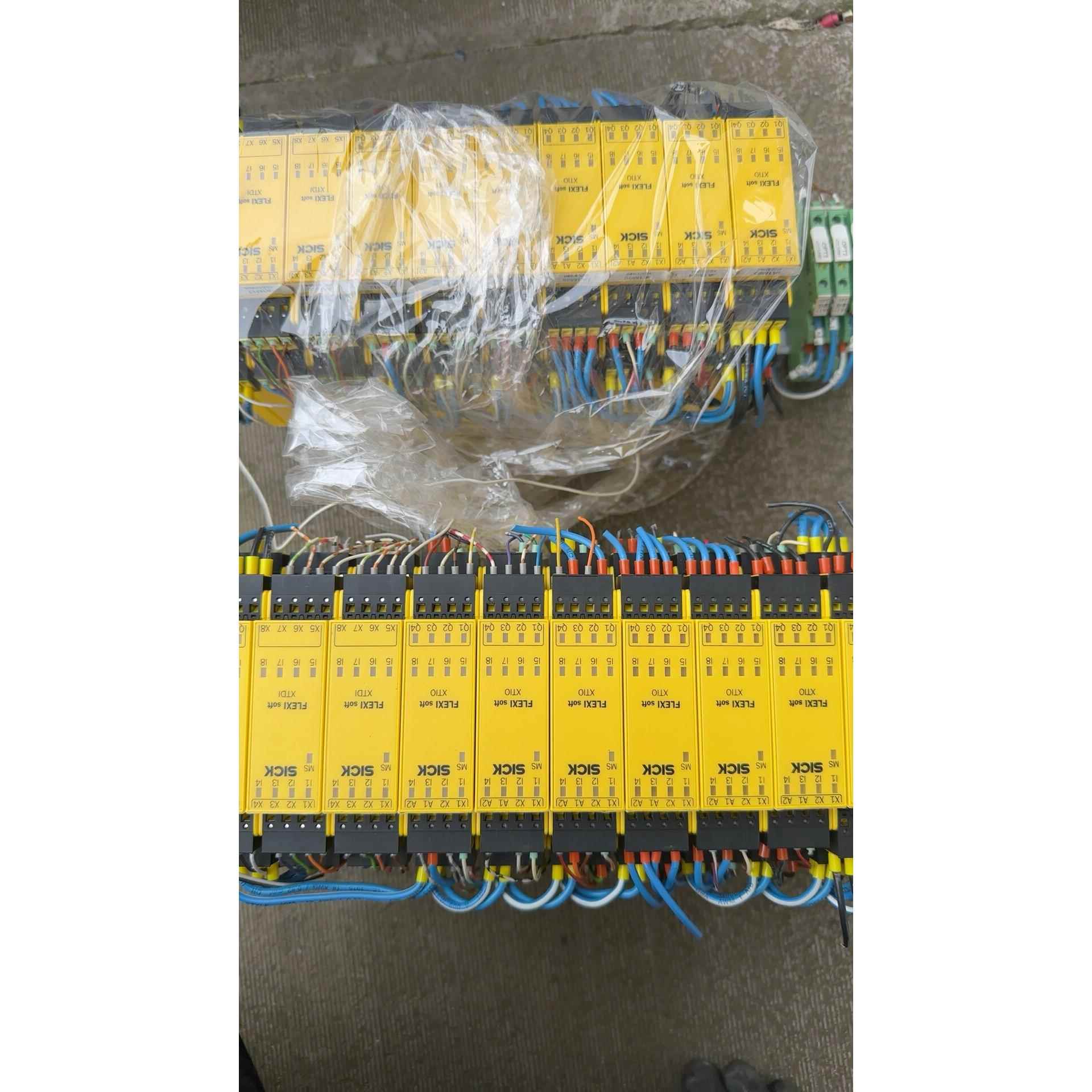 FX3-XTI084002 施克/SICK安全继电器 XTI议价
