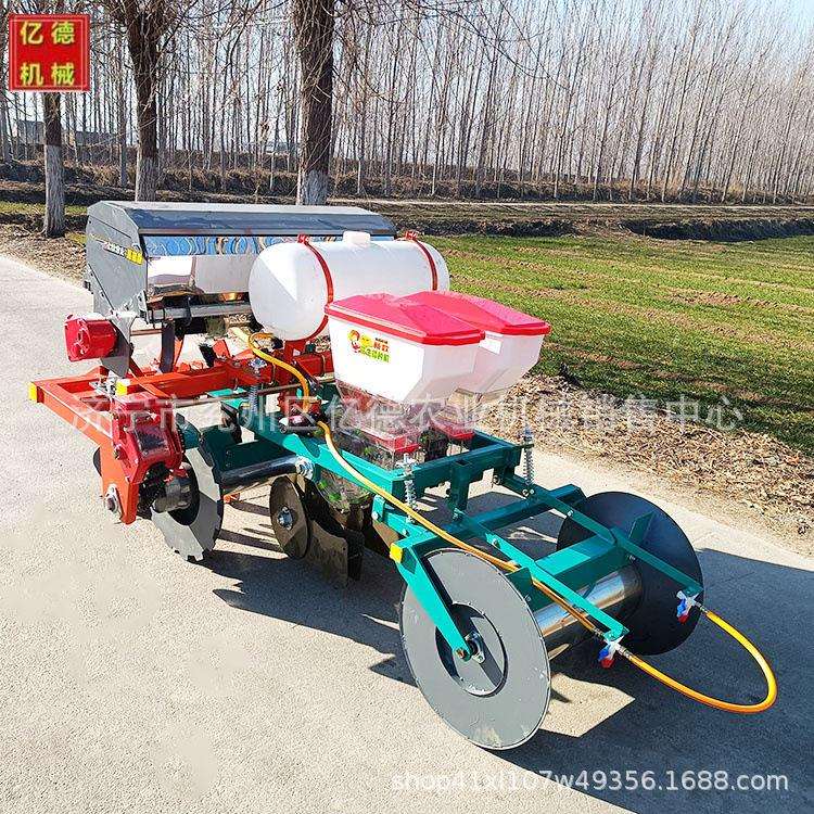 四轮带两垄四行花生播种机花生施精播覆土镇压起垄一次完成省时