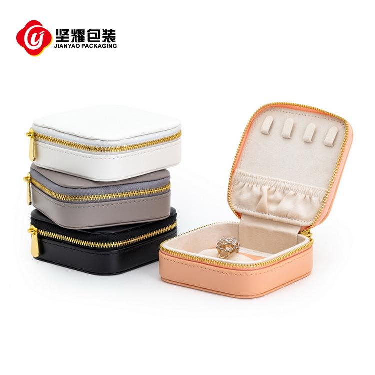 厂家直销新款PU皮革首饰收纳盒白色珠宝盒旅行轻巧便携首饰盒