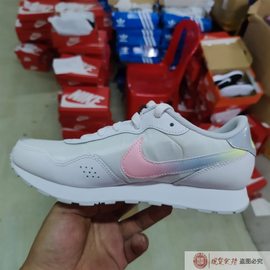 Nike 耐克女鞋渐变大勾休闲鞋阿甘鞋轻便跑步鞋运动鞋 DB3743-100