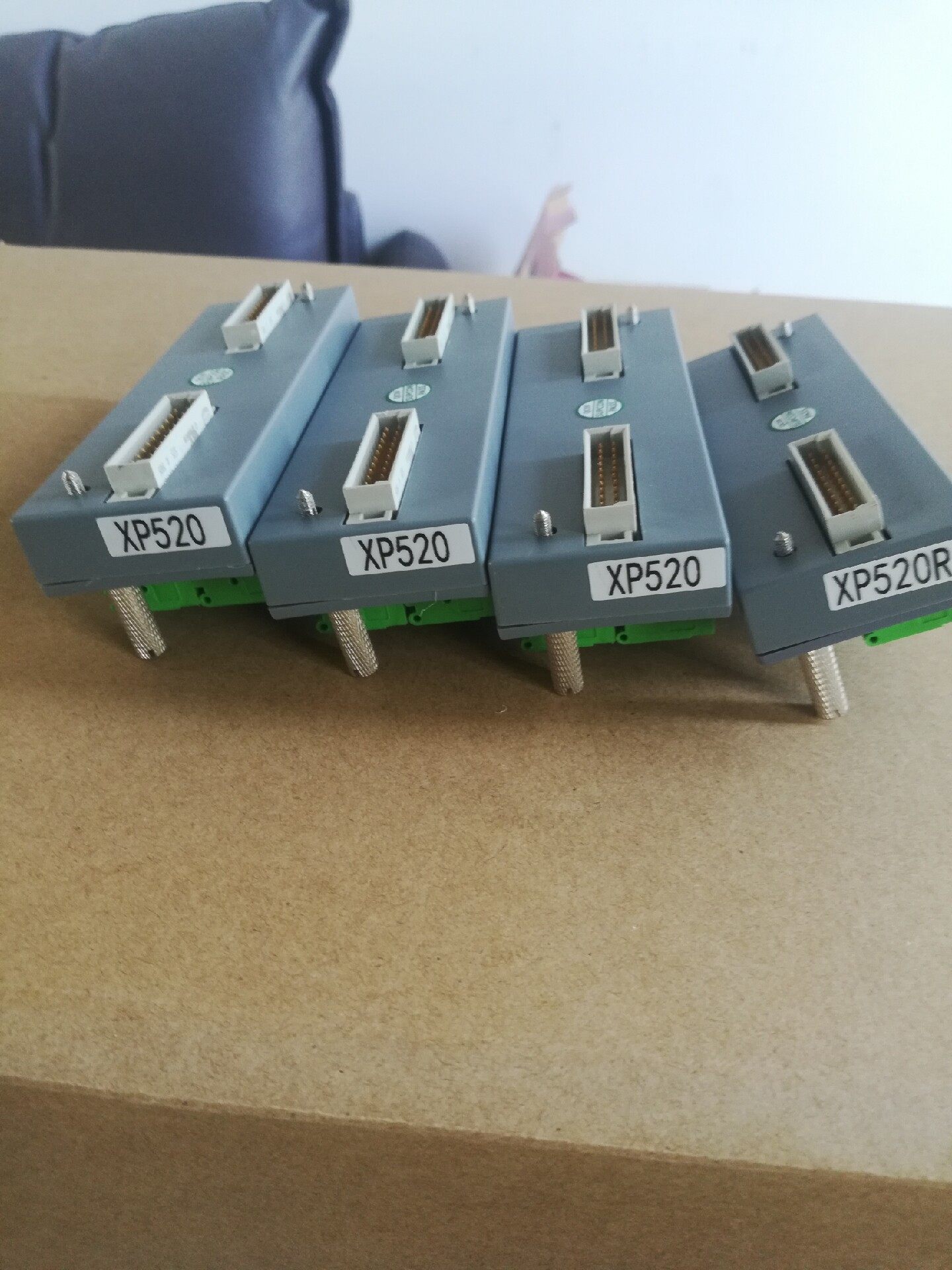 浙大中控全新的的端子板XP520R,原包装。