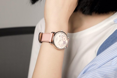 蔻驰手表属于什么档次入手过的进进看