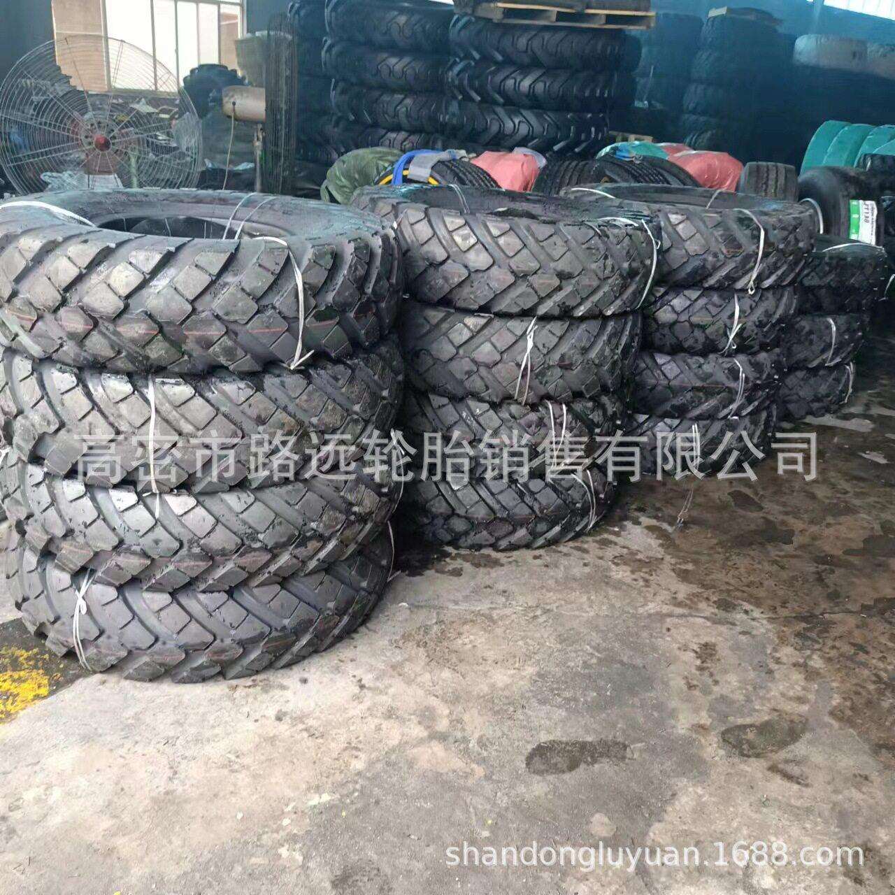越野车轮胎 340-457 1150*400-457 320-457 12.00-18 可配钢圈