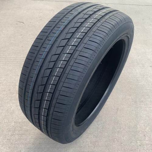 225/235/245/255/265/275/35/40/45/50/55ZR18R19r20R21 改装轮胎