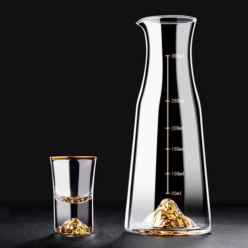 高端玻璃金山分酒器白酒杯套装家用高档冷水壶创意白酒醒酒器分酒