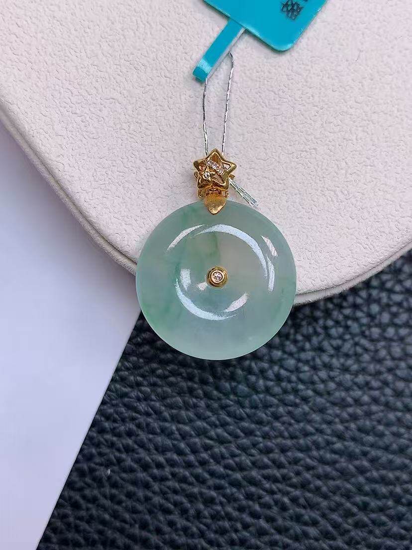 天然真品翡翠正品 水润细腻气质18k金镶嵌冰阳绿满阳色平安扣吊坠