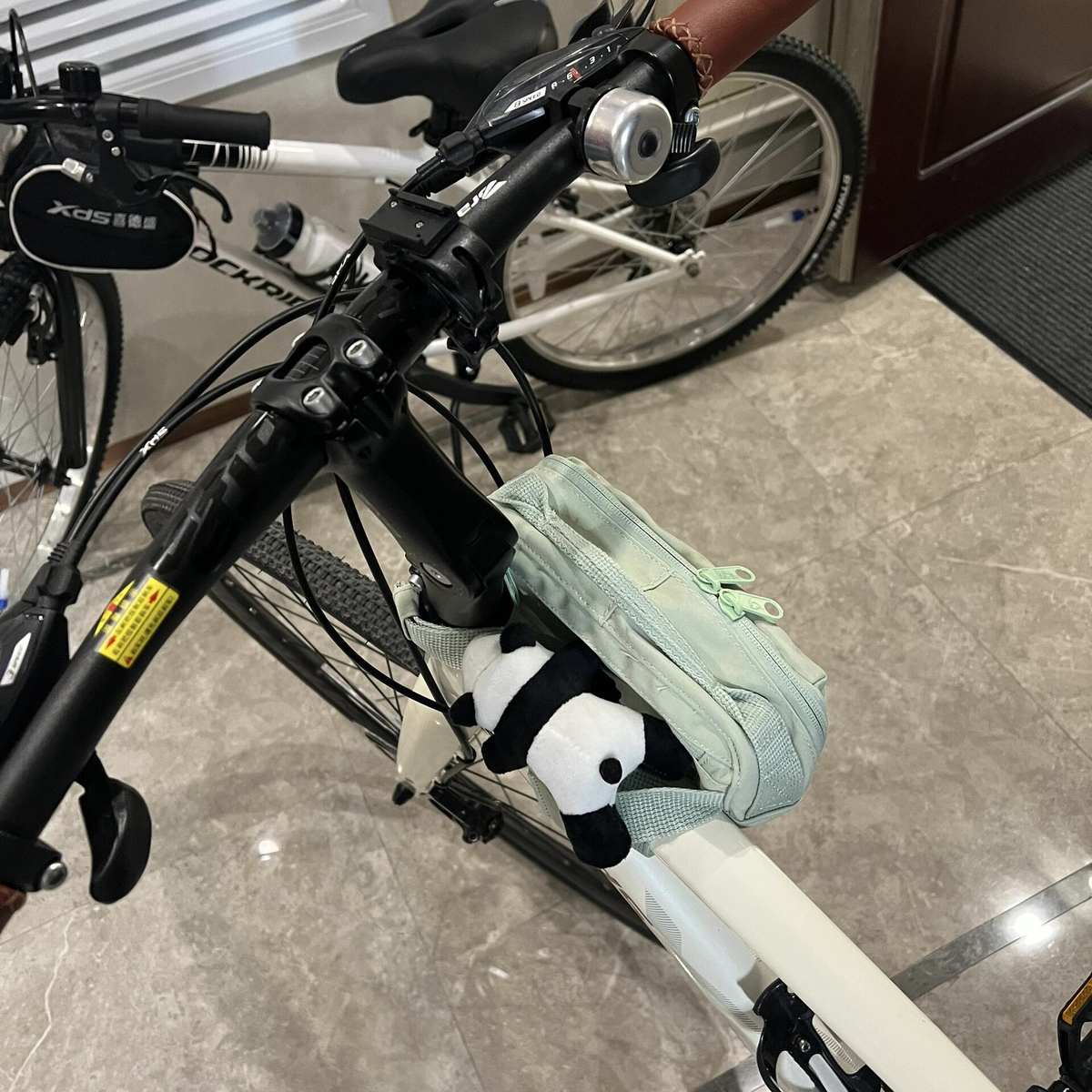 乌梅子酱自行车前置挂包防水手机收纳山地公路车骑行包前梁置物包