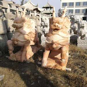 花岗岩石麒麟一对 景区公园石麒麟装饰摆件 园林广场青石石麒麟