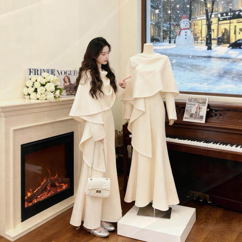 冬装搭配一整套大码胖mm千金小香风斗篷披肩鱼尾连衣裙巨好看套装