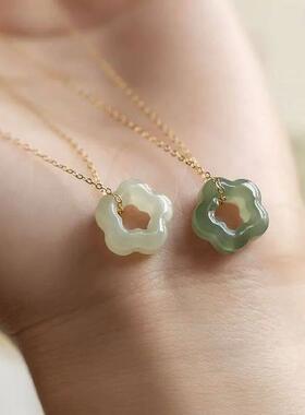 Natural Vintage Hetian Jade Necklace Plum Blossom Pendant Lu