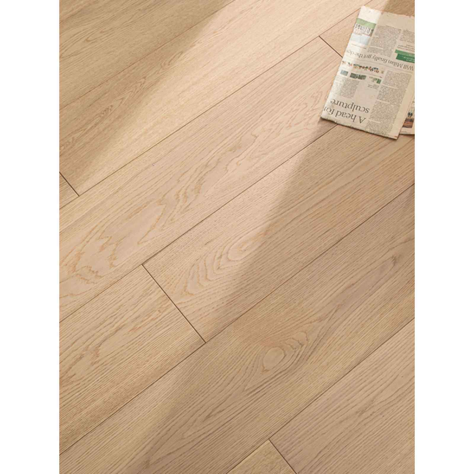 橡木纯三层实木地板原木覆合地板供暖锁户多层人字形南轩厂家直销