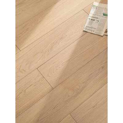 橡木纯三层实木地板原木覆合地板供暖锁户多层人字形南轩厂家直销