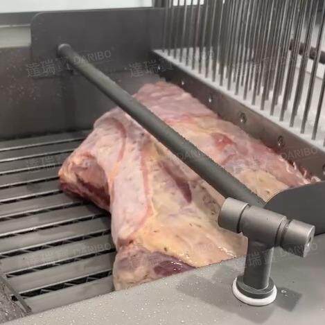 W牛腱子烤乳猪快速腌渍液入味设备 盐水酱油淀粉蛋白腌制剂注射机