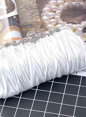 潮牌韩版褶皱百搭晚宴会名媛手拿包新款旗袍礼服包新娘温柔风包包