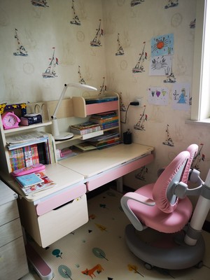 真相曝料爱果乐儿童学习桌怎么样?用后两周彻底后悔了是吗?