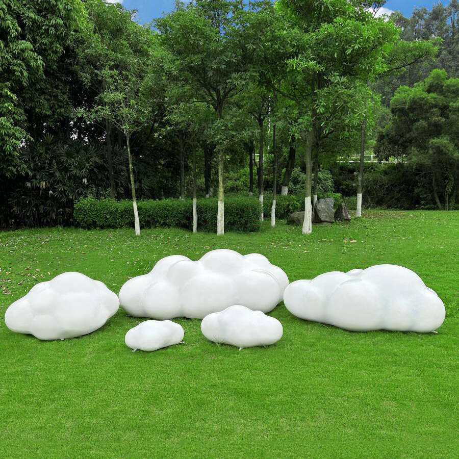 户外不锈钢镂空雕塑玻璃钢人物云朵摆件园林景观地产小区草坪装饰