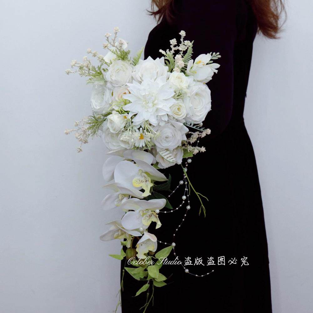 瀑布手捧花高端婚礼拍照花束仿真花韩式手捧花婚纱高级水滴手捧花