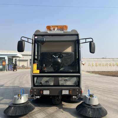 索玛特厂区物业广场多功能电动扫地车公园雾炮驾驶式清扫车