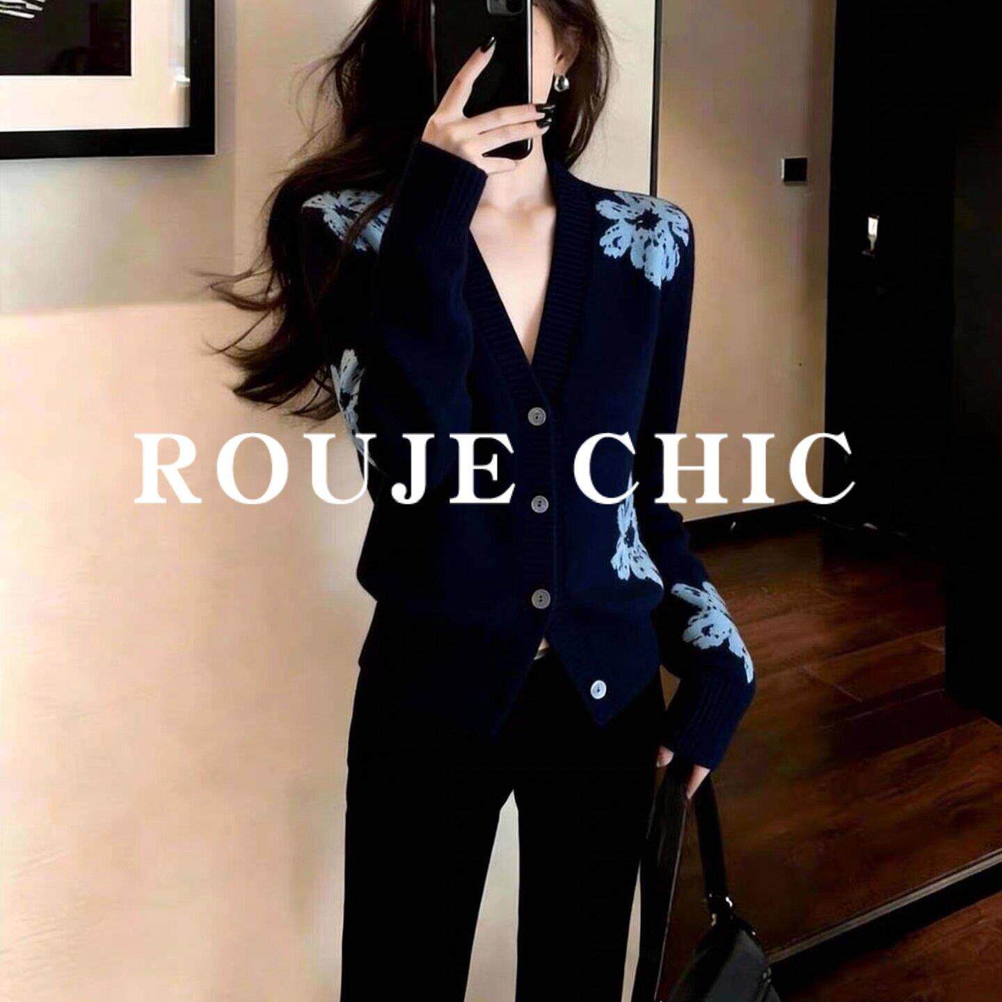 法国rouje chic法式休闲藏蓝色花朵v领针织衫女早春气质短款上衣