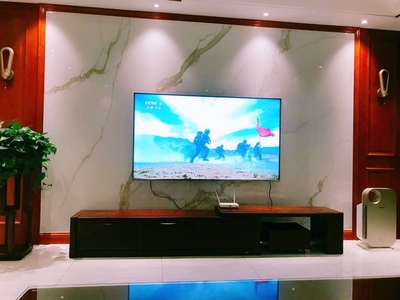 实力对比长虹75D8P和海信HZ75E5A哪个好，配置区别在哪里？