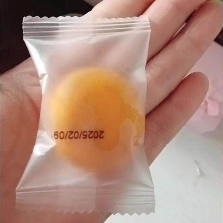 正宗爆浆蛋黄味小蛋糕雪媚娘夹心糕点软糯拉丝零食网红流心小软整