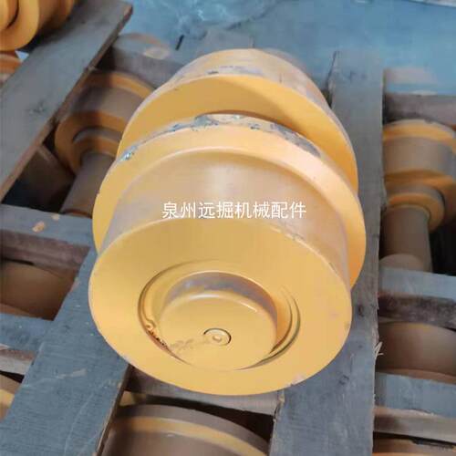 卡系列推土UIO机拖轮特D8N8KD8LD8支重轮D拖链轮齿块链R条