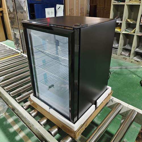 70L0~10℃玻璃门迷你饮料冷藏冰箱SC70