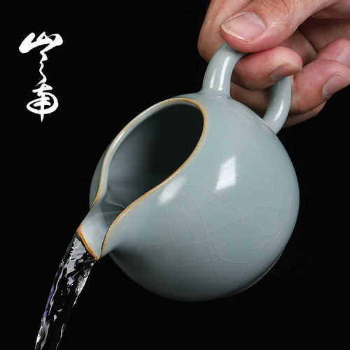 汝窑公道杯可养开片蝉翼纹匀杯陶瓷大号茶海茶具茶道配件分茶器