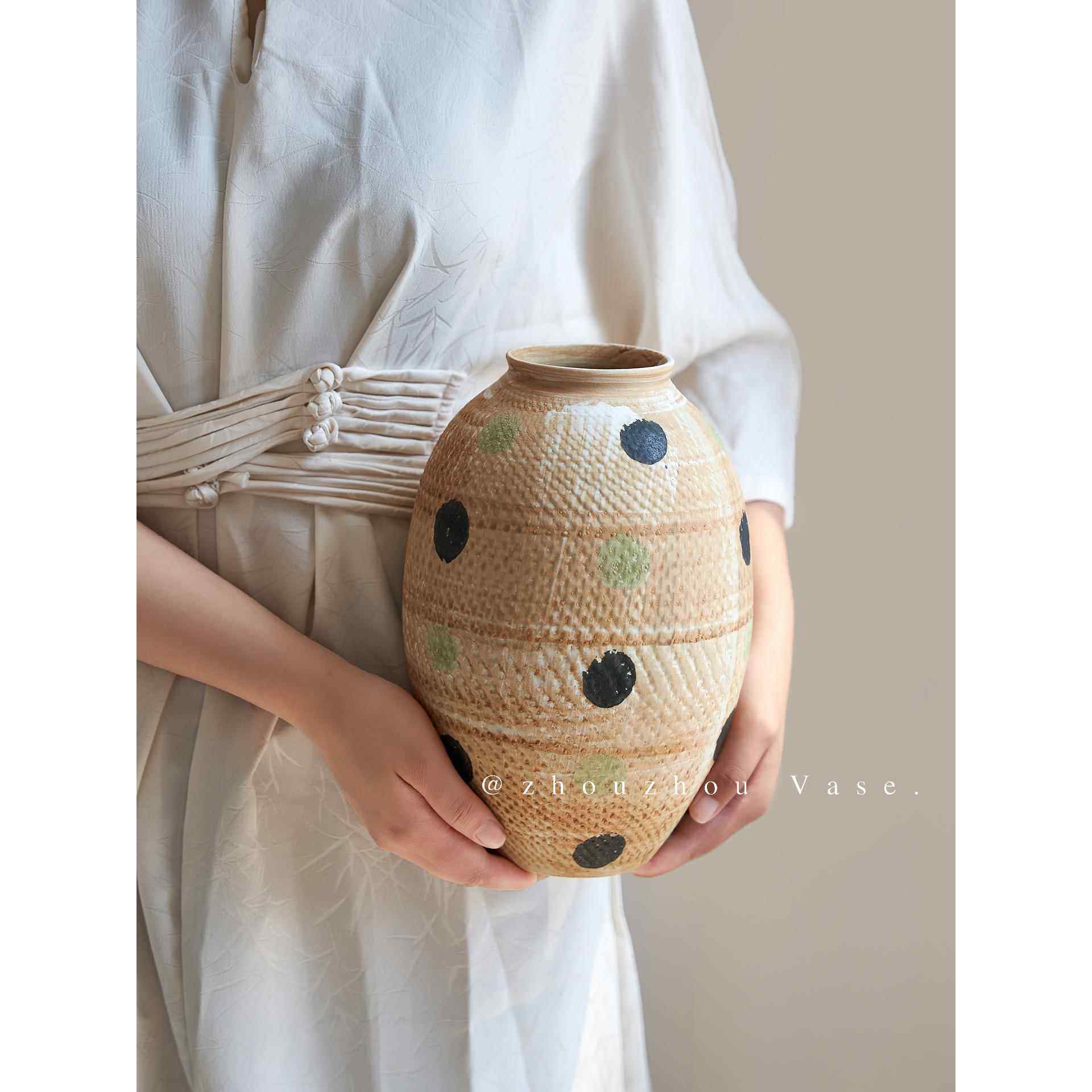 周周波点侘寂风花瓶中古花瓶摆件家居软装饰品陶瓷花器新中式,家居饰品,花瓶,淘宝优惠券,粉丝福利购,淘宝优惠卷