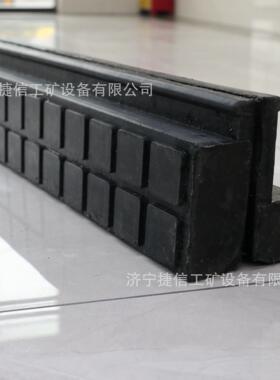 轨道用铺面板P43P50P60火车轨道橡胶板耐磨耐高压交叉口减震垫板