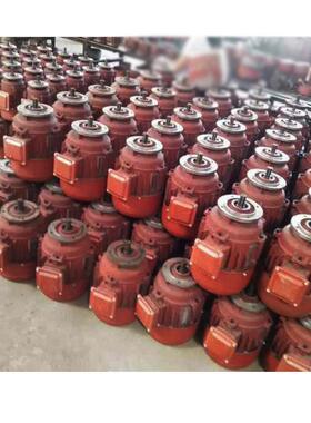 三NMS122-4电0相异步动机 NM122-4S/.55W 380V