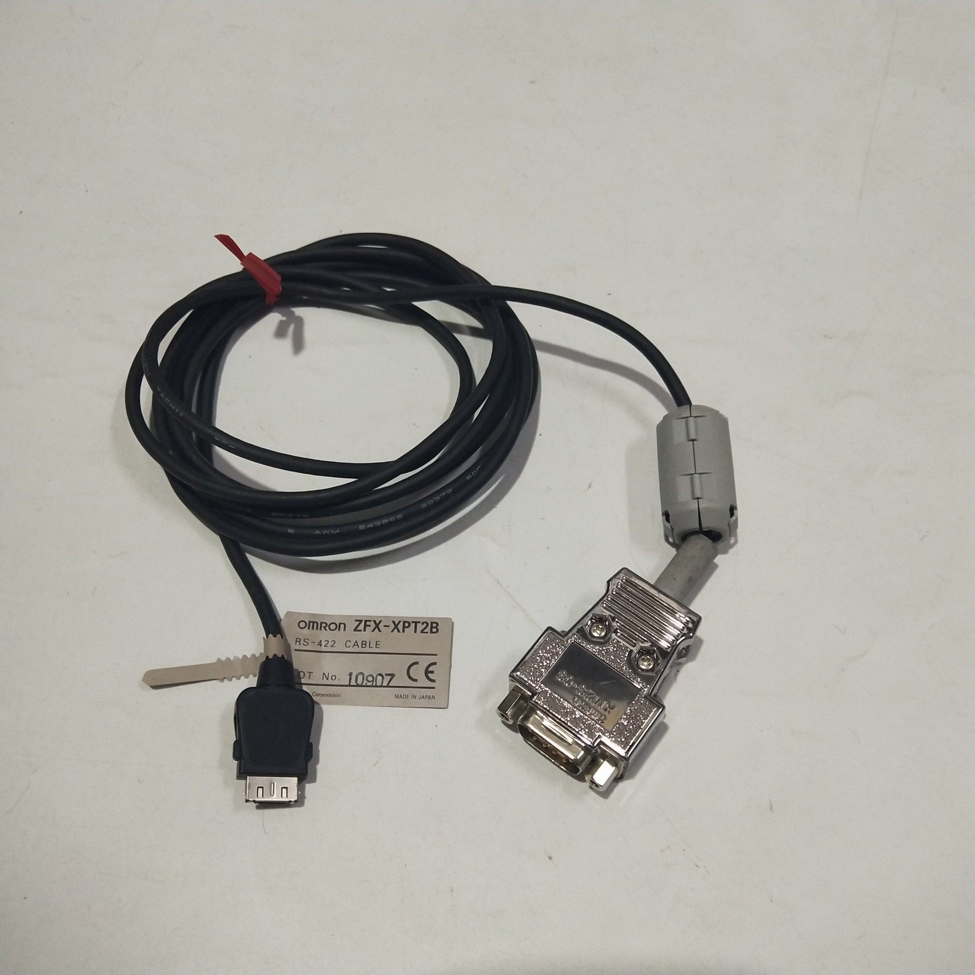 OMRON欧姆龙ZFX-XPT2B图像连接线缆  全新原装正