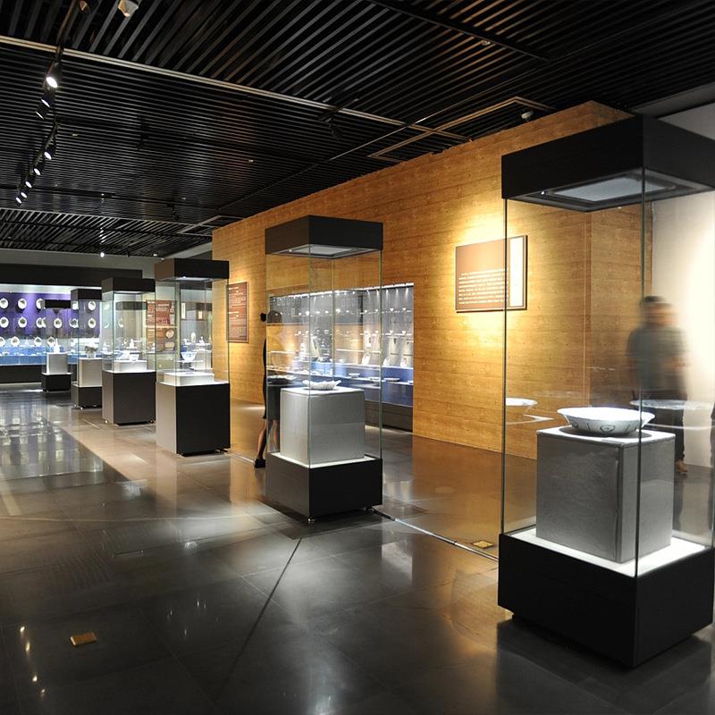 博物馆文物展示柜台字画古玩玉器玻璃展柜样品产品工艺品陈列柜台图片