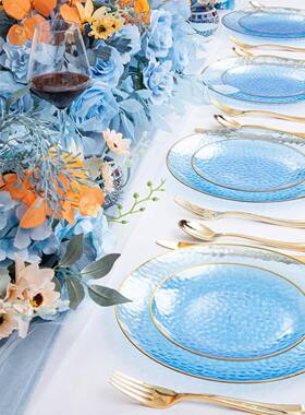 透明蓝金边缎纹盘金边盘锤锻盘杯子刀叉勺纸一次性塑料套装跨境