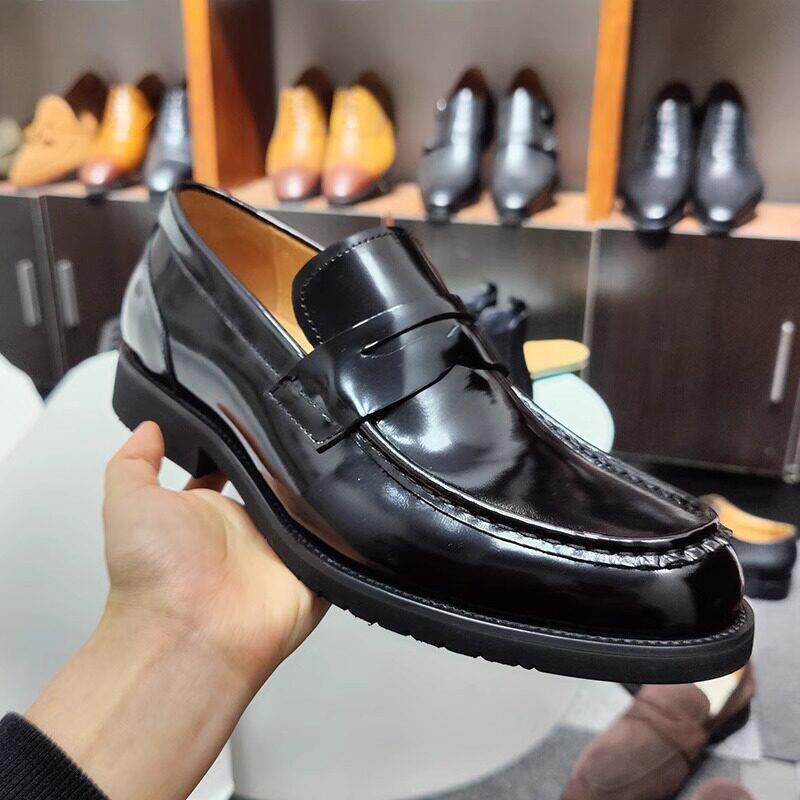 厚底新款一脚蹬乐福鞋男士皮鞋2026漆皮亮面方头休闲真皮手工男鞋