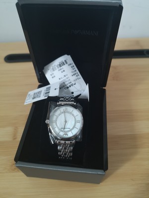 armani阿玛尼手表怎么看真假谁来讲讲看