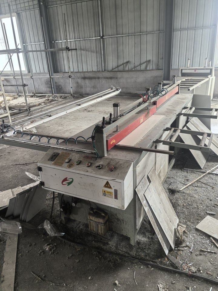 1月5日徐州全铝家具生产设备23台、原材料若干网络拍卖公告