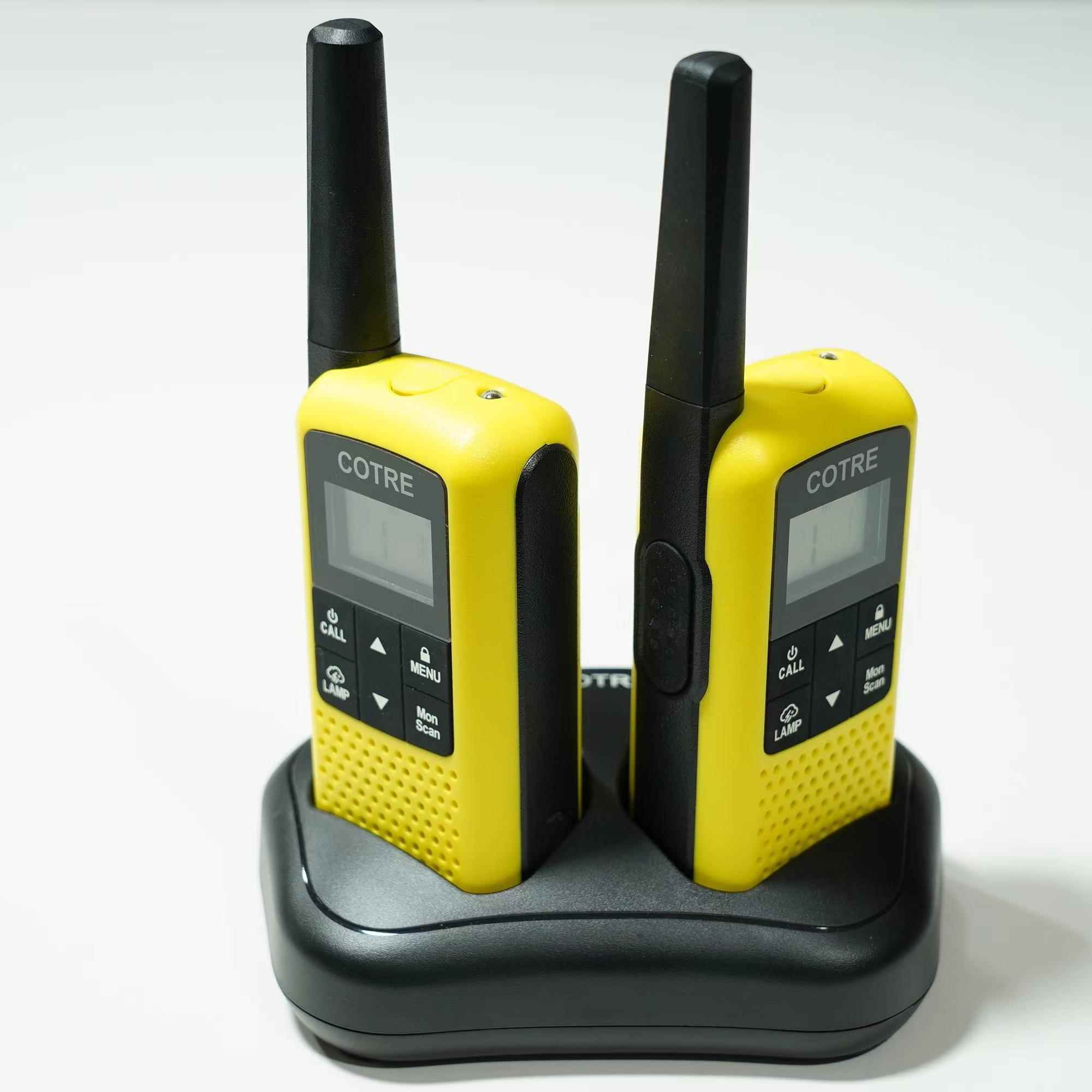 出老美COTRE户外无线对讲机2件套露营徒步防水手持腰挂可多人组网