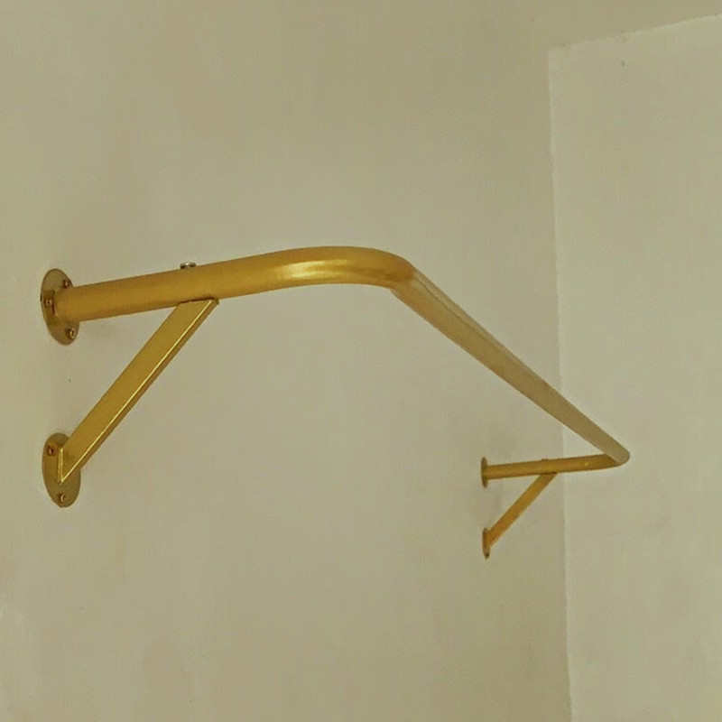 服装展示架壁挂式不锈钢童装专用挂衣杆网红侧挂衣服架货架