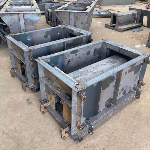 路堤排水沟钢模具 预制U型沟模具 坚固易脱模