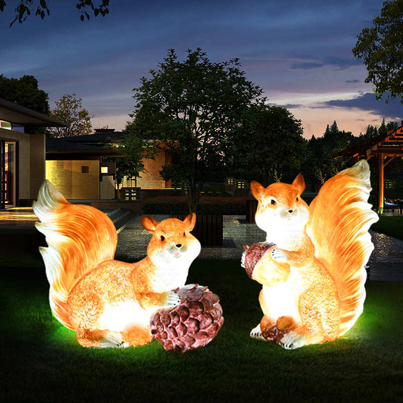 仿真松鼠雕塑户外园林景观幼儿园花园庭院装饰小品玻璃钢动物摆件