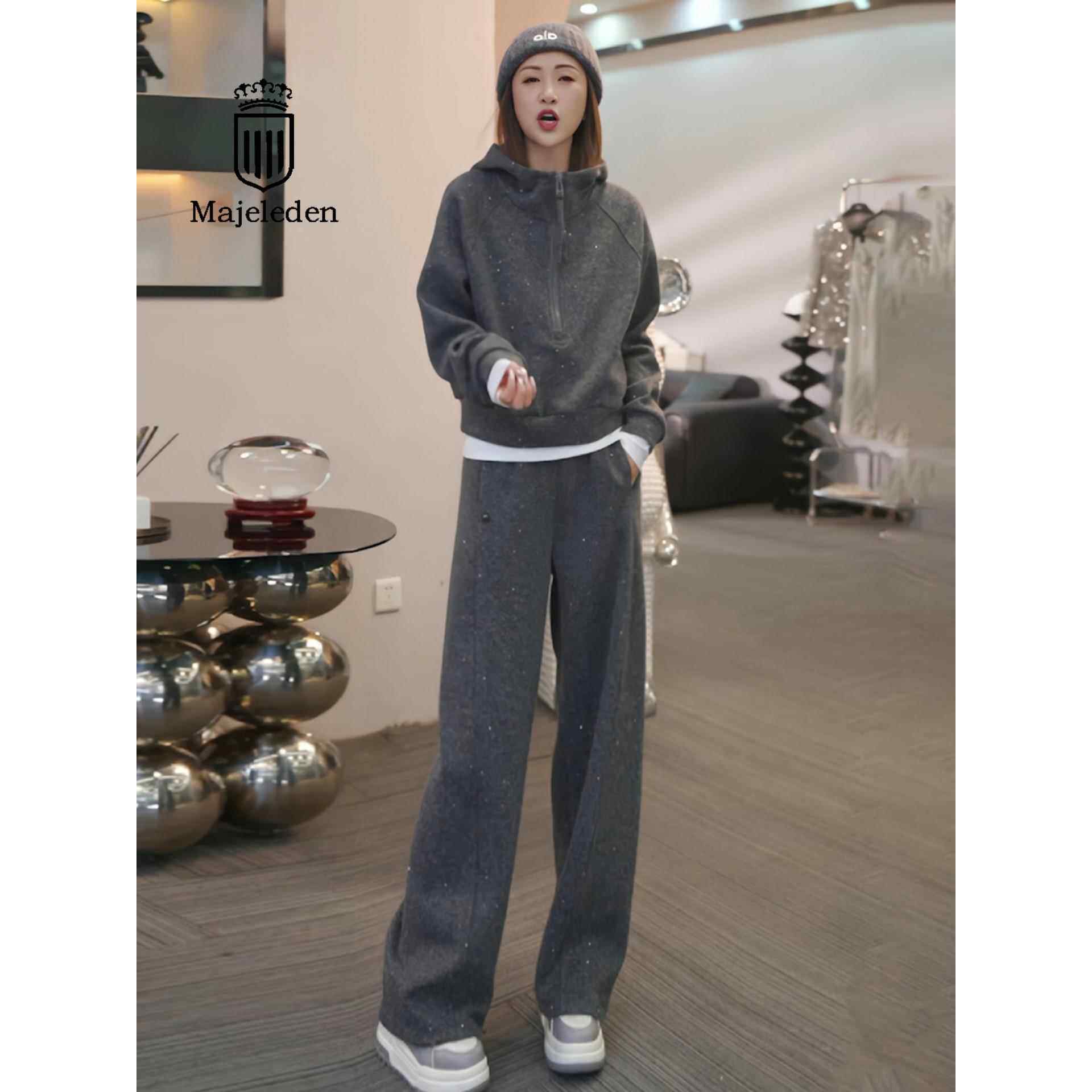 正品2025秋冬新款休闲运动套装女显瘦设计感加绒卫衣阔腿裤两件套