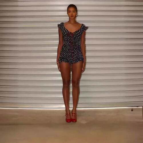 2-piece Polka Dot Lace Top+pleated Elastic Shorts Neck Short